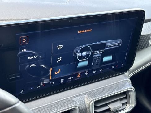 Used 2024 Ford Mustang GT Premium image 20