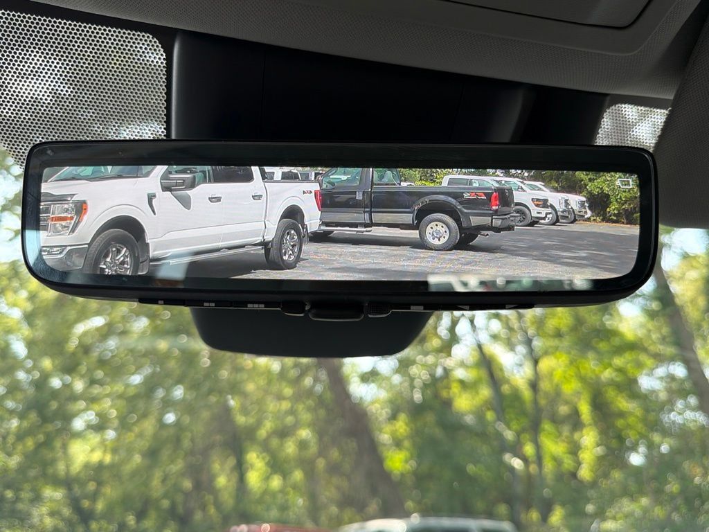 Used 2021 Toyota Highlander Platinum AWD/4WD image 38