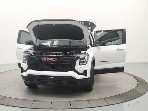 Used 2026 GMC Terrain Elevation AWD/4WD image 12