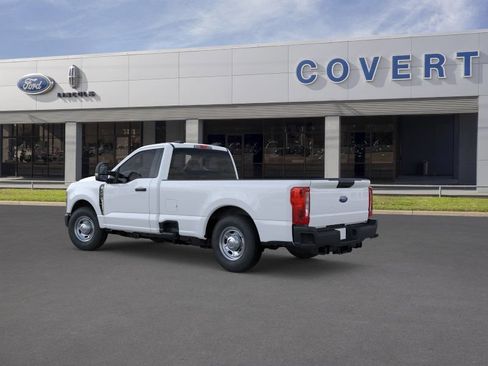 New 2026 Ford F250 XL w/ XL Driver Assist Package RWD image 4