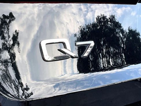 Used 2021 Audi Q7 2.0T Premium Plus w/ Executive Package image 30