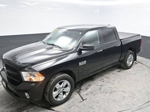 Used 2018 RAM 1500 Express w/ Express Value Package image 23