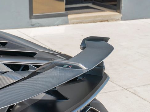 Used 2019 Lamborghini Aventador SVJ AWD/4WD image 53