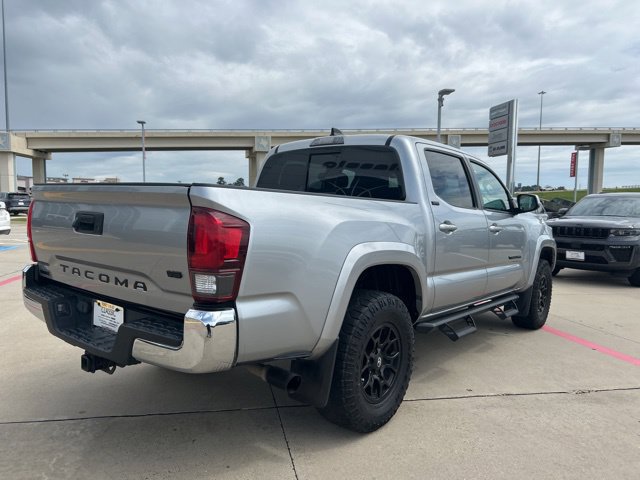 Used 2022 Toyota Tacoma SR5 RWD image 10