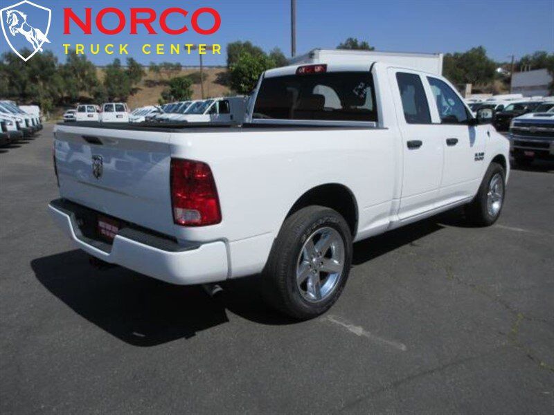 Used 2015 RAM 1500 Express RWD image 3
