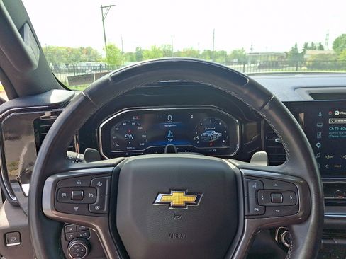 Used 2024 Chevrolet Silverado 1500 High Country w/ Technology Package AWD/4WD image 18