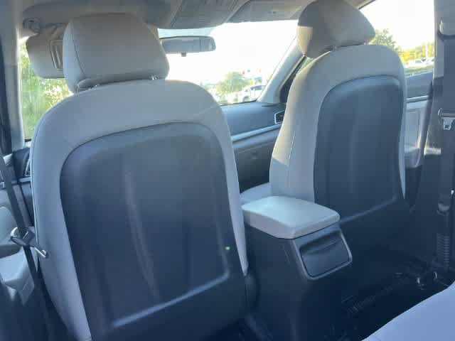 Used 2018 Hyundai Elantra SEL FWD image 13
