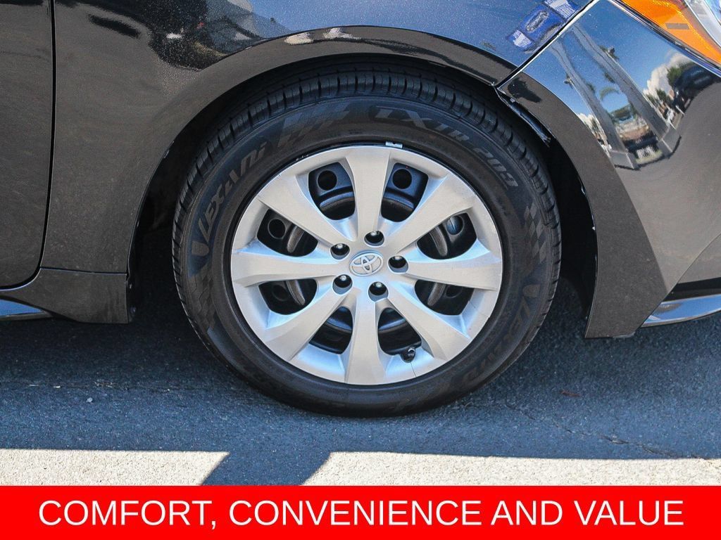 Used 2021 Toyota Corolla LE FWD image 10