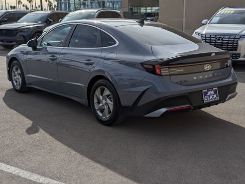 Certified 2025 Hyundai Sonata SE image 4