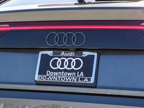 New 2026 Audi Q8 Prestige image 11