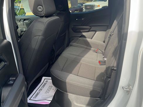 New 2026 GMC Canyon Elevation AWD/4WD image 12