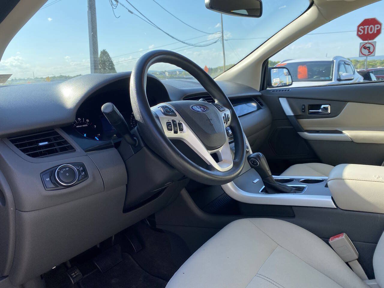 Used 2013 Ford Edge SE FWD image 11