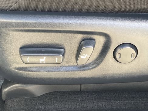 Certified 2019 Toyota 4Runner SR5 image 30