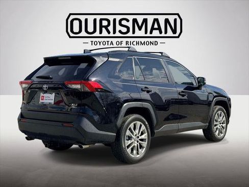 Certified 2022 Toyota RAV4 XLE Premium AWD/4WD image 21