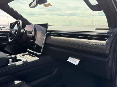 New 2025 GMC Sierra EV Denali image 44