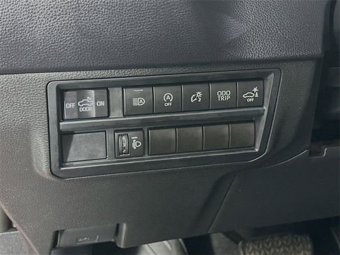 Used 2022 Toyota Tundra SR5 image 16