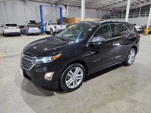Used 2020 Chevrolet Equinox Premier AWD/4WD image 2