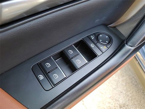 Used 2025 MAZDA CX-50 Meridian Edition w/ Apex Package image 23