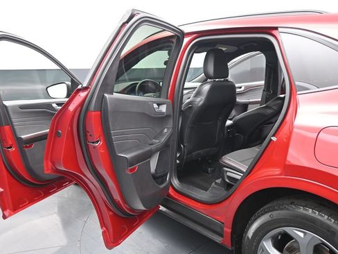 Used 2023 Ford Escape ST-Line w/ Tech Pack #1 FWD image 18