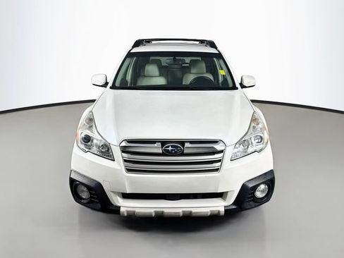 Used 2013 Subaru Outback 2.5i Limited w/ Moonroof Pkg AWD/4WD image 2
