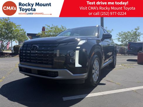 Used 2024 Hyundai Palisade SEL AWD/4WD image 3