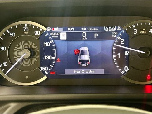 Used 2023 Land Rover Defender 110 X-Dynamic SE AWD/4WD image 12