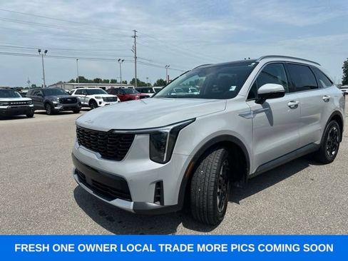 Used 2025 Kia Sorento S w/ Panoramic Sunroof Package FWD image 33