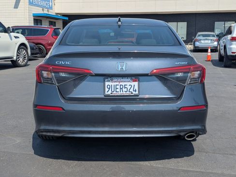 Used 2022 Honda Civic Sport image 6