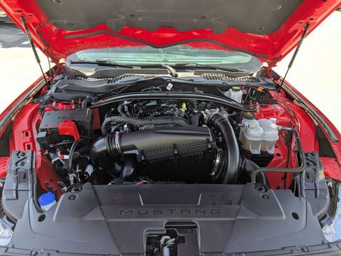 Used 2025 Ford Mustang Premium image 25