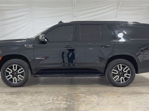 Used 2024 GMC Yukon AT4 w/ Technology Package image 5
