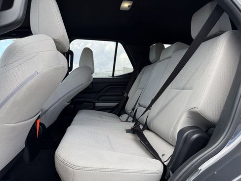 Used 2025 Toyota 4Runner SR5 RWD image 28