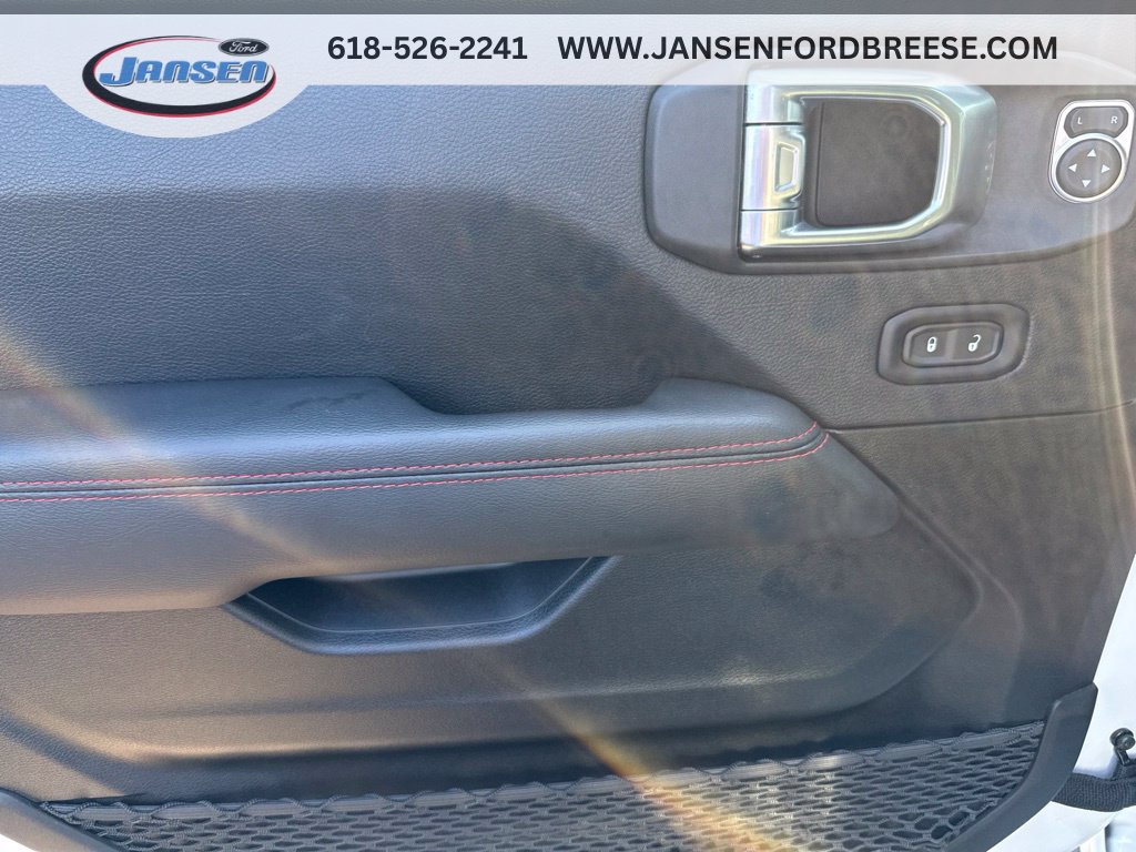 Used 2022 Jeep Gladiator Rubicon w/ LED Lighting Group AWD/4WD image 27
