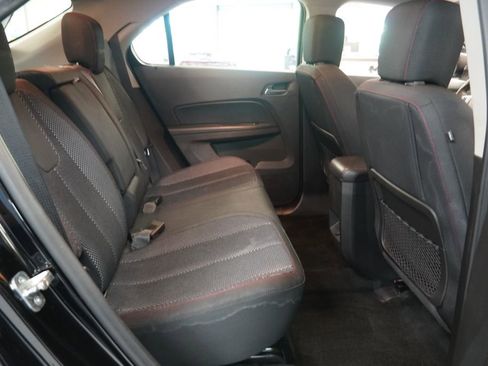Used 2017 Chevrolet Equinox LS FWD image 29