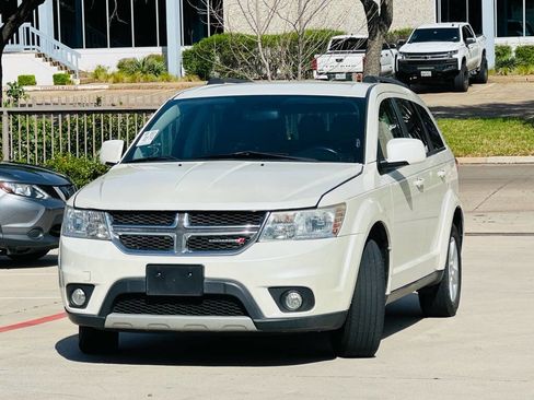 Used 2012 Dodge Journey SXT w/ Popular Equipment Group image 3