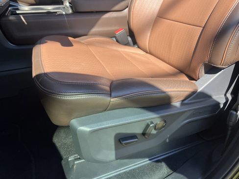 Used 2025 Ford Expedition King Ranch AWD/4WD image 18
