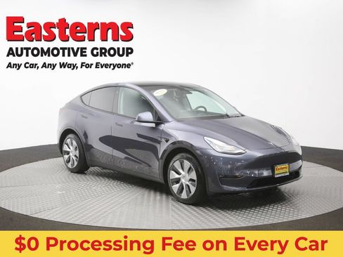 Used 2021 Tesla Model Y Long Range AWD/4WD image 40