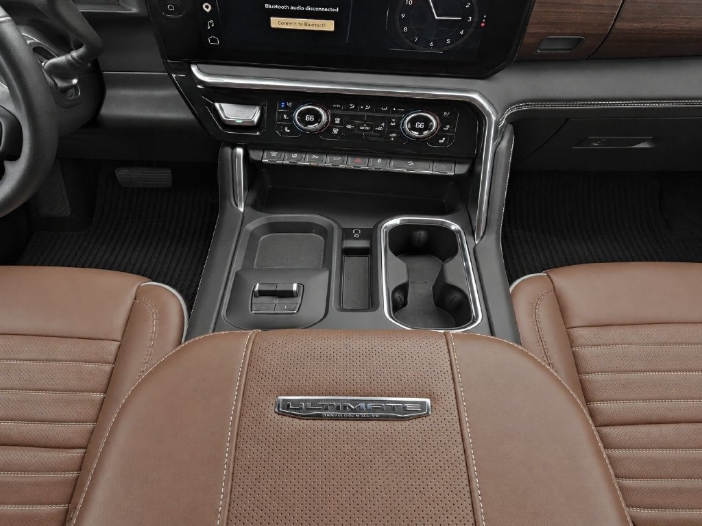 Used 2026 GMC Sierra 2500 Denali Ultimate AWD/4WD image 13