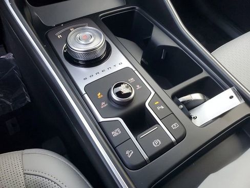 New 2025 Kia Sorento EX w/ EX Panoramic Sunroof Package image 19