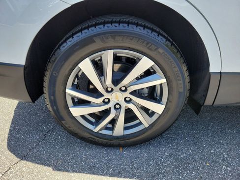 Used 2022 Chevrolet Equinox LT FWD image 5