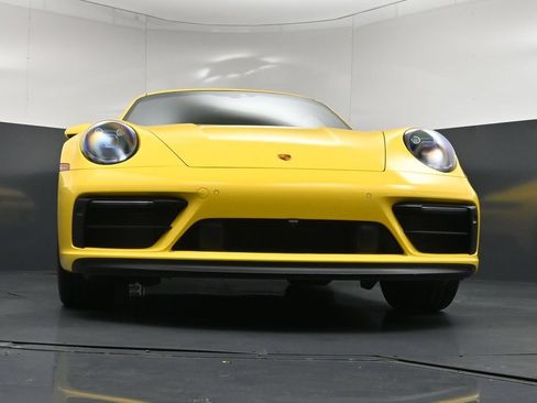 Used 2022 Porsche 911 Carrera GTS w/ Premium Package RWD image 29