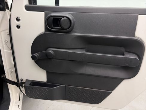 Used 2007 Jeep Wrangler X image 20