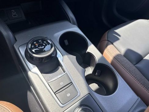 Certified 2025 Ford Bronco Sport Outer Banks w/ Outer Banks Tech Package+ AWD/4WD image 27