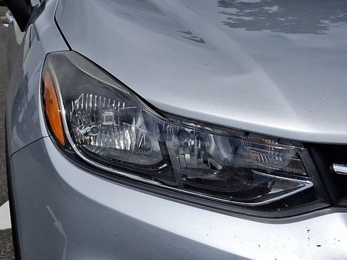 Used 2018 Chevrolet Trax LS AWD/4WD image 9