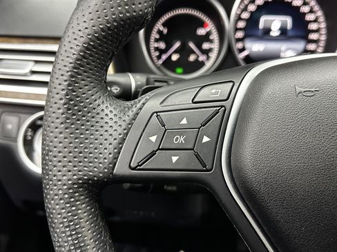 Used 2014 Mercedes-Benz E 350 4MATIC Wagon w/ Premium 1 Package image 21