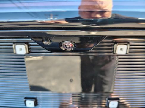 New 2026 Jeep Grand Wagoneer 4WD image 10