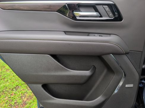 New 2026 Chevrolet Tahoe Premier w/ Sun And Tow Package RWD image 34