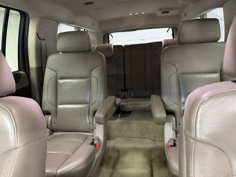 Used 2015 Chevrolet Suburban LTZ AWD/4WD image 11