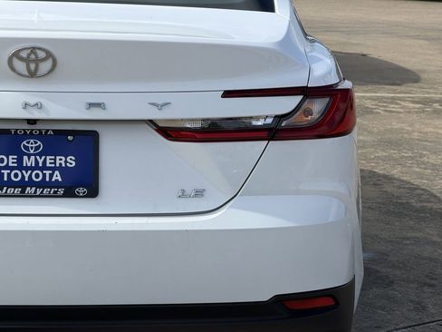 Used 2026 Toyota Camry LE FWD image 9