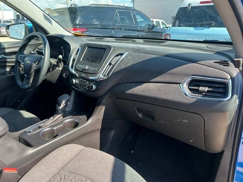 Used 2024 Chevrolet Equinox LT w/ LPO, Floor Liner Package AWD/4WD image 16