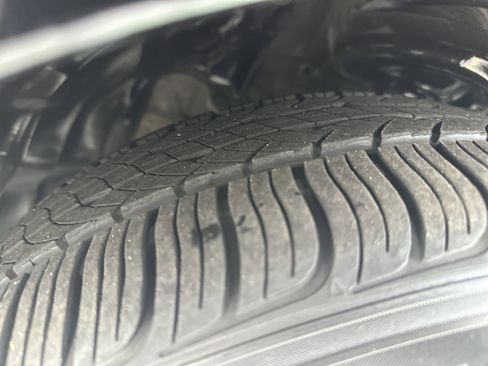 Used 2020 Toyota Camry LE image 12